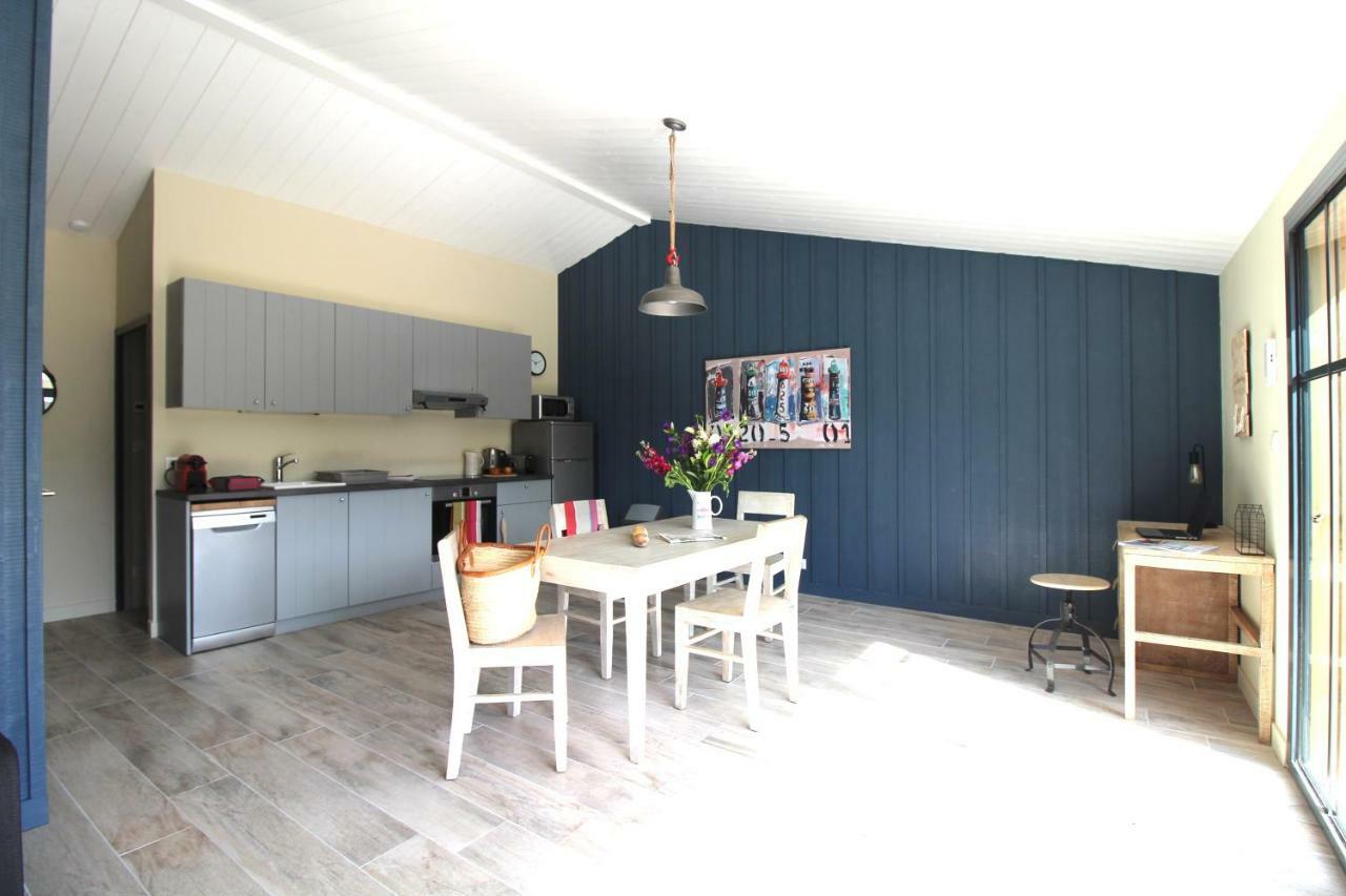 Le Moulin D Angibaud Villa Ла Флот Екстериор снимка